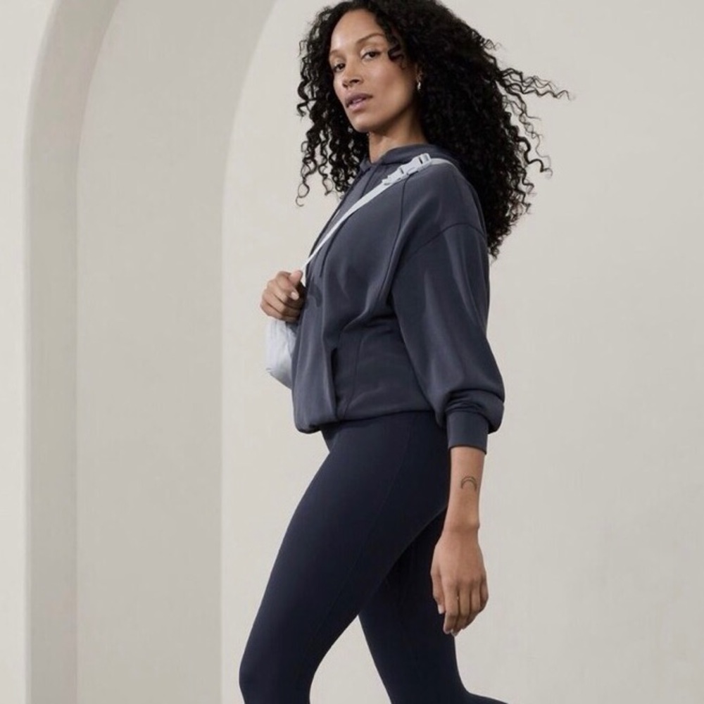 New Athleta. Seasoft bubble, hem hoodie, sweatshirt - Picture 8 of 11